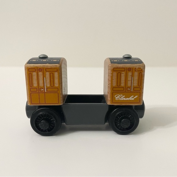 Thomas & Friends Wooden Clarabel Train - Picture 4 of 13